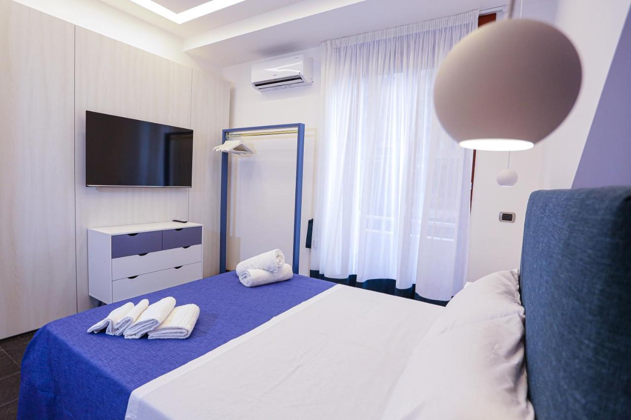Ersilia Chiaia Suite Naples Extérieur photo